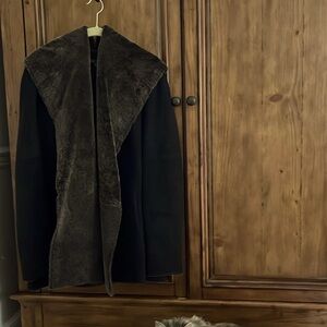 Classic shearling jacket Size Small Black and brown